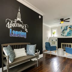 Game Room + 3 bd/2 bath + Family Friendly | Central Lansing