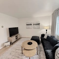Newly Remodeled Unit 8 + Modern + 1 Bed/1 Bath