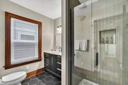 4 bed/2 bath, Relaxing, Seating for 8, Family Gathering location - Image 4