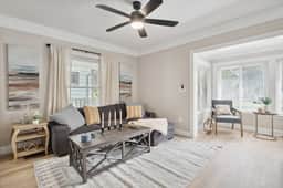 Modern Capitol Oasis + 3 bd/2 bth + Firepit - Image 2
