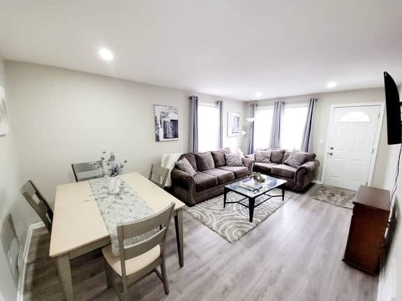 Cute, Cozy, and Completely Renovated! - Image 4