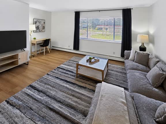 Modern Traditional #10 + 2nd floor + 1 Bed/1 Bath - Image 5